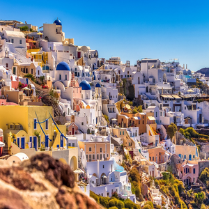 Image by nextvoyage titled ’santorini, town, buildings’. Source: Pixabay