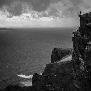 Image by samuelsanchezflores19 titled ’cliffs of moher, cliffs, ireland’. Source: Pixabay