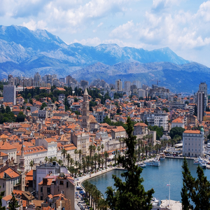 Image by Bru-nO titled ’city, port of sea, mediterranean’. Source: Pixabay