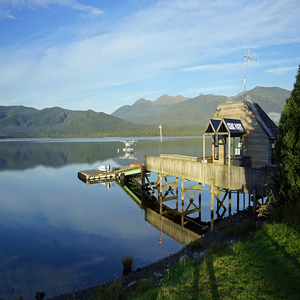 Image by Barni1 titled ’te anau, new zealand, south island’. Source: Pixabay