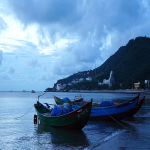 Image by 6437364 titled ’sea, boat, nature’. Source: Pixabay