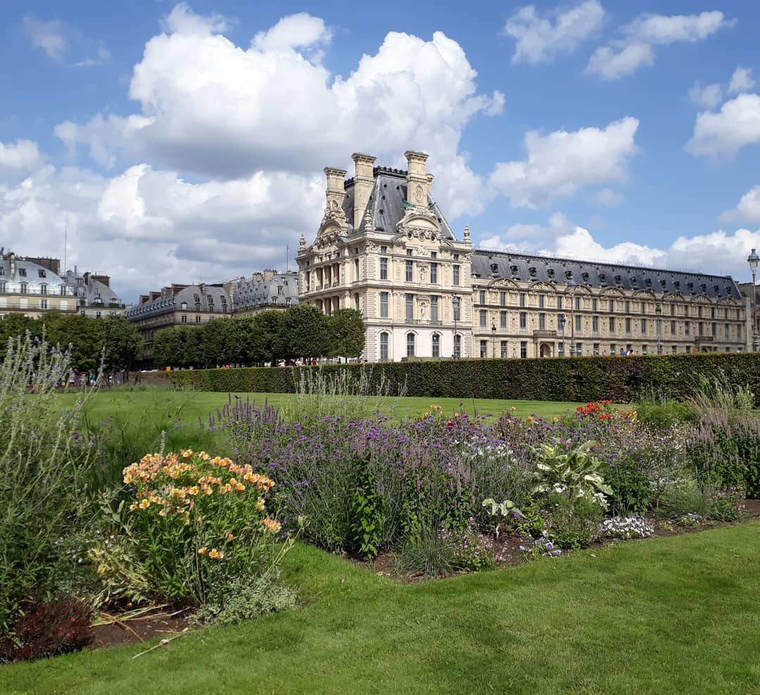 Tour with Polina - Guide volunteer