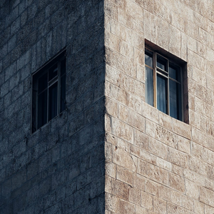 Image by TranThangNhat titled ’contrast, abstract, minimalism’. Source: Pixabay